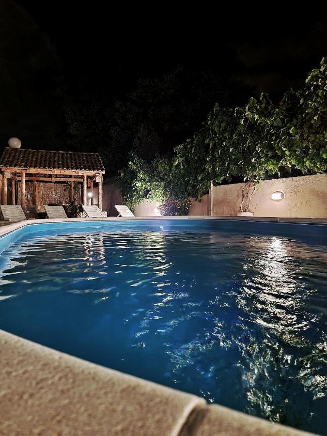 Guesthouse Dila Galovac  Ngoại thất bức ảnh