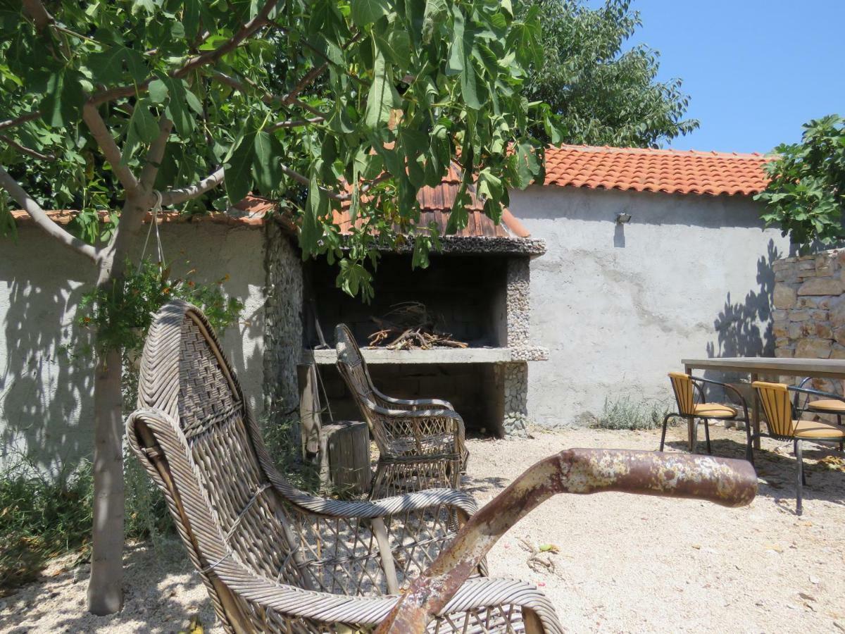 Guesthouse Dila Galovac  Ngoại thất bức ảnh